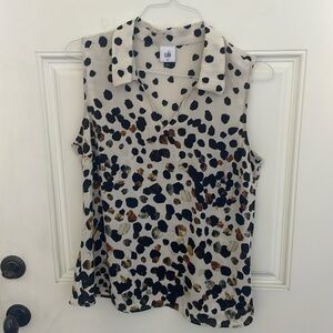 Cabi sleeveless collared shirt